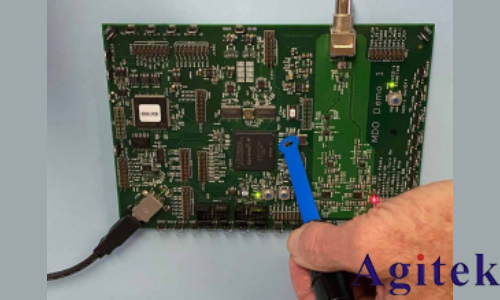 使用泰克4、5和6系列 混合信號示波器逐步排除電磁干擾故障(圖1) 使用泰克4、5和6系列 混合信號示波器逐步排除電磁干擾故障(圖1)