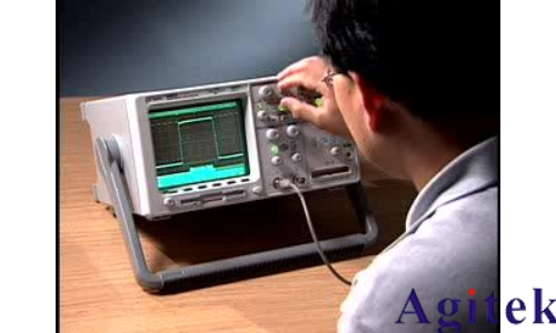 如何校準模擬示波器？